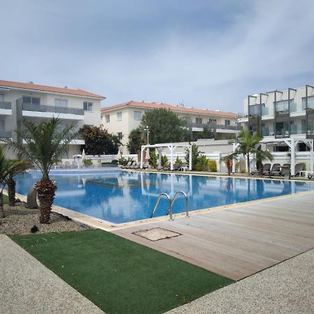 Sweet Retreat Apartment พาราลิมนี ภายนอก รูปภาพ